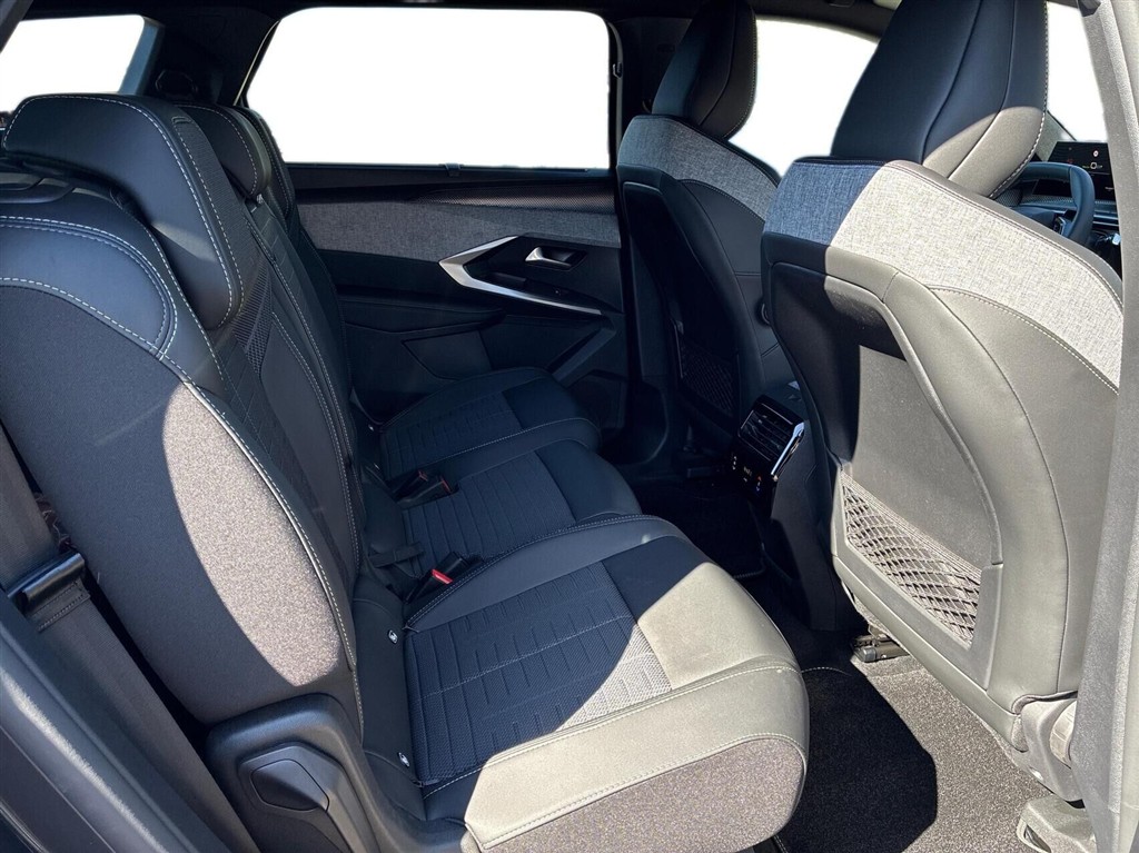 Peugeot e-5008 EL GT 210HK 5d Aut. - Image 12