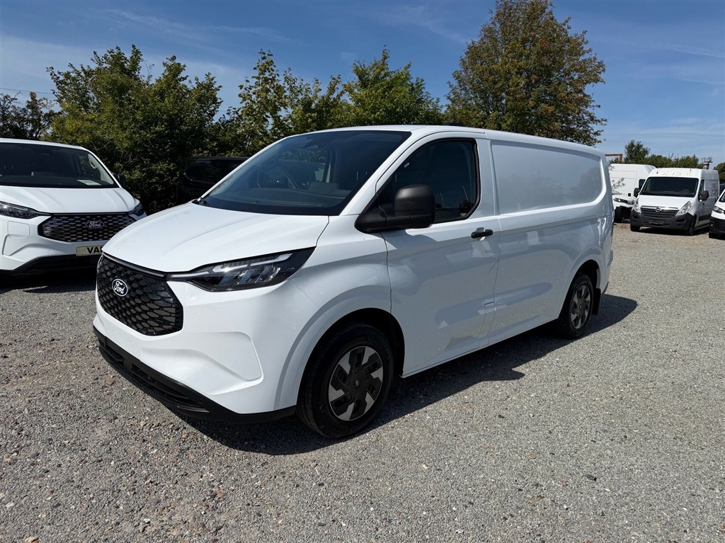 Ford E-Transit Custom 320 L1H1 EL Trend 136HK Van Aut.