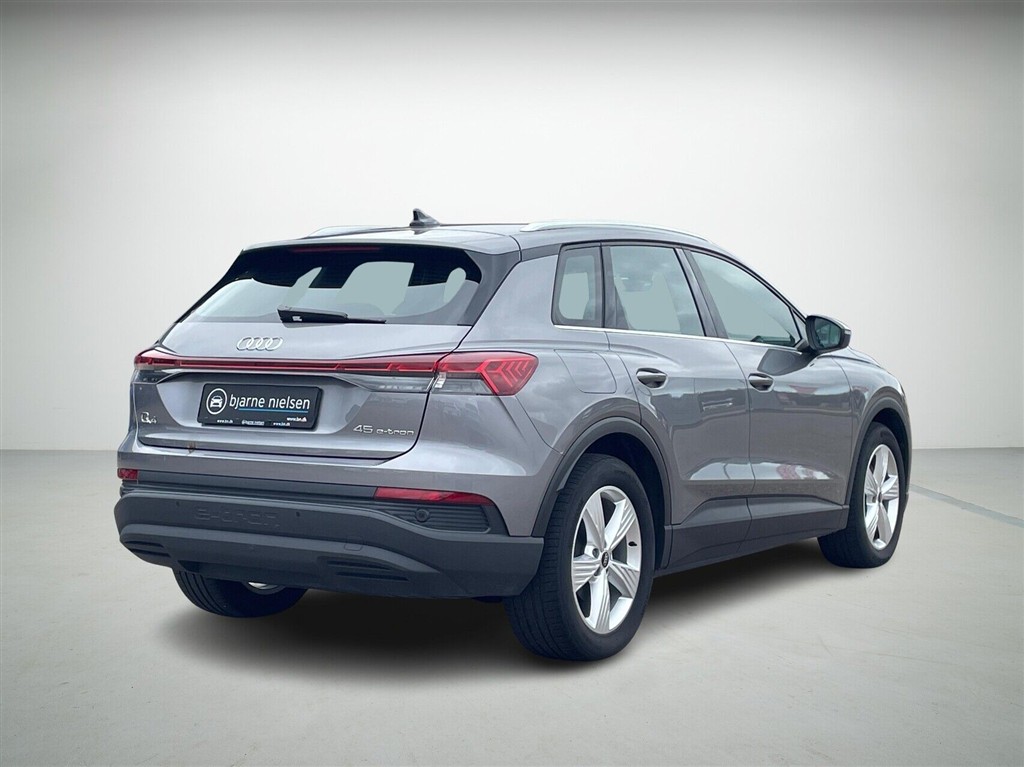 Audi Q4 45 E-tron Attitude 286HK 5d Aut. - Image 2