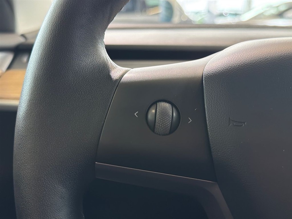 Tesla Model 3 EL 283HK Aut. - Image 13