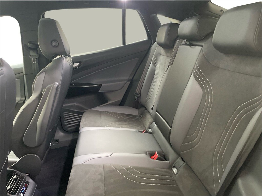 VW ID.5 EL Pro Performance 204HK 5d Aut. - Image 9
