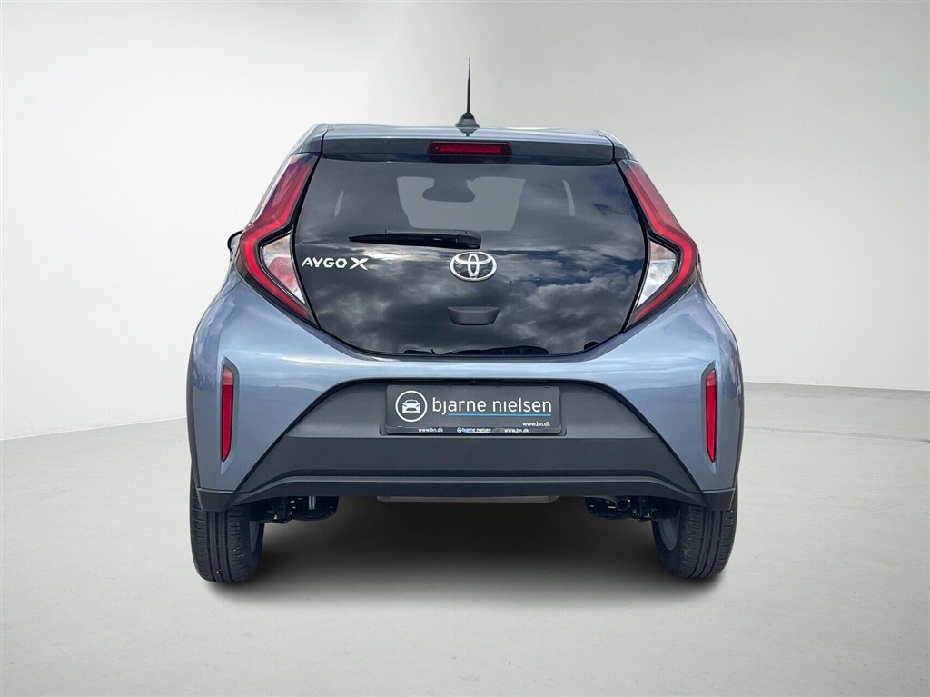 Toyota Aygo X 1,0 VVT-I Active 72HK 5d - Image 7
