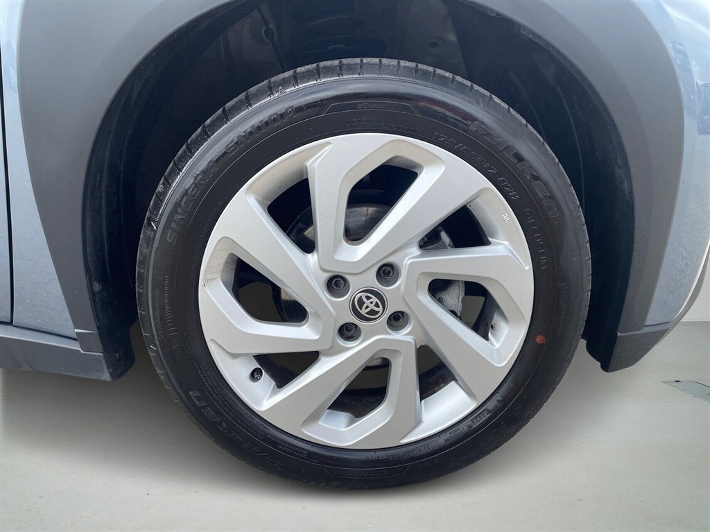 Toyota Aygo X 1,0 VVT-I Active 72HK 5d - Image 8