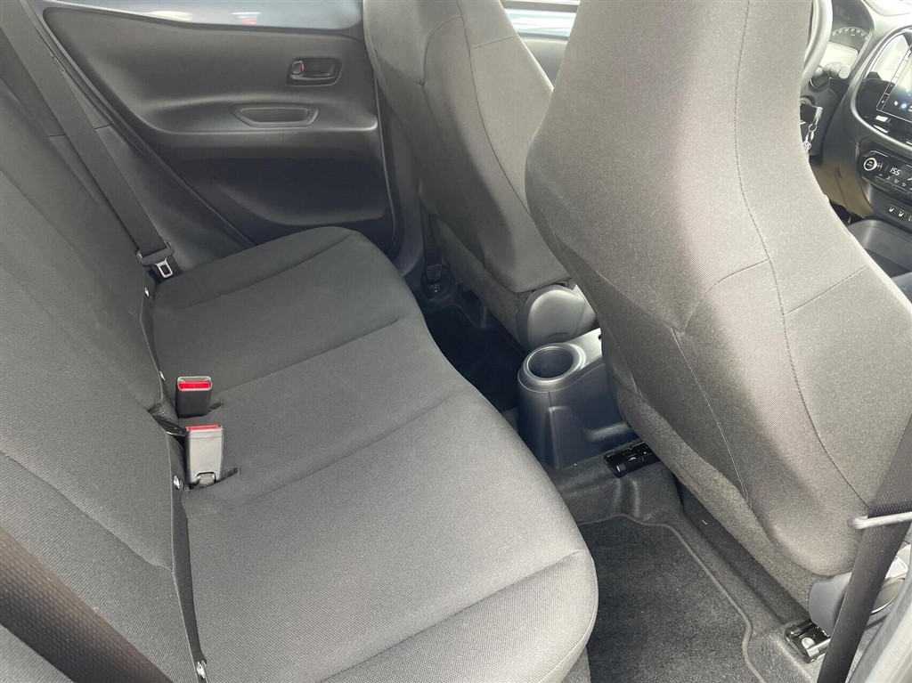 Toyota Aygo X 1,0 VVT-I Active 72HK 5d - Image 12