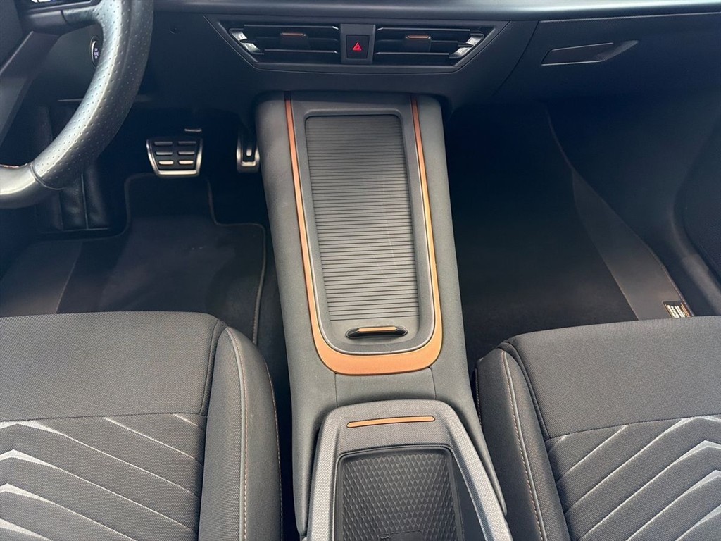 Cupra Born EL High 204HK 5d Aut. - Image 11