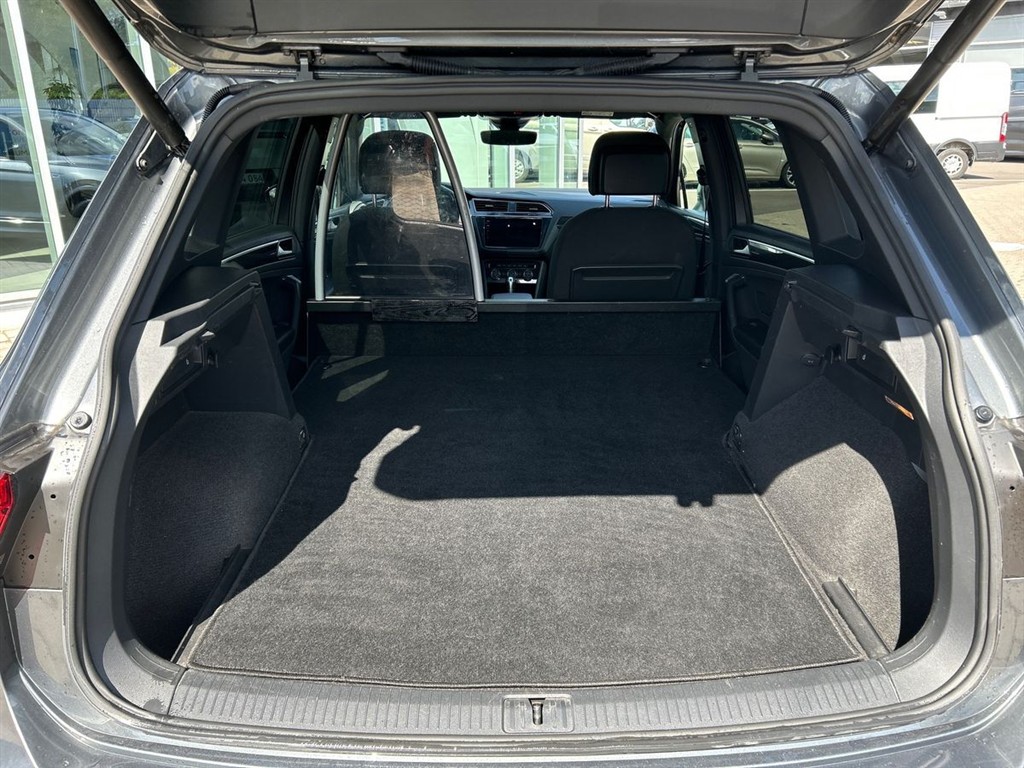 VW Tiguan 2,0 TDI SCR Highline 4Motion DSG 190HK 5d 7g Aut. - Image 9