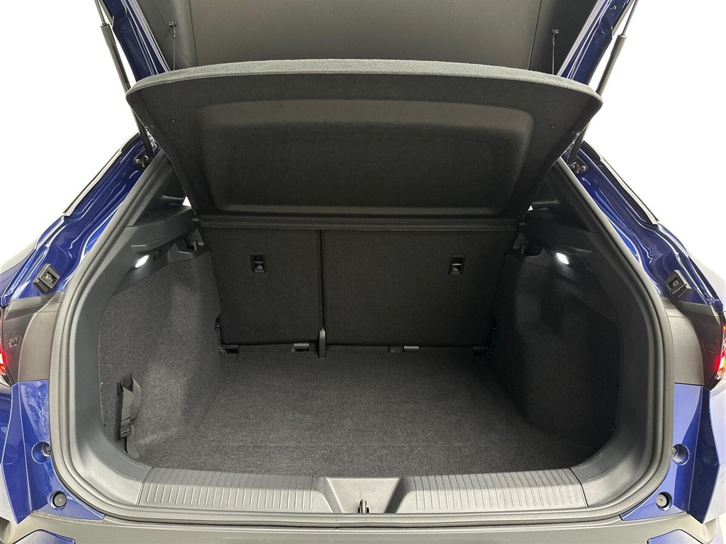 VW ID.4 EL Pro Performance 204HK 5d Aut. - Image 14