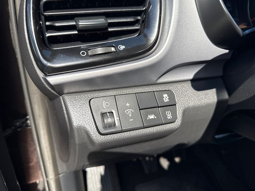 Kia Stonic 1,0 T-GDI Attraction Plus 100HK 5d - Image 23