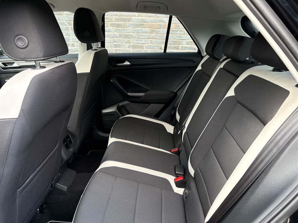 VW T-Roc 1,5 TSI ACT Sport Plus DSG 150HK 5d 7g Aut. - Image 17
