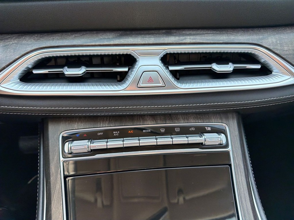 Navor E5 1,5 Plugin-hybrid Rock E-CVT 218HK 5d Aut. - Image 15