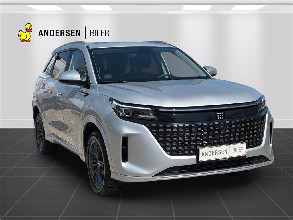 Navor E5 1,5 Plugin-hybrid Rock E-CVT 218HK 5d Aut. - Image 3