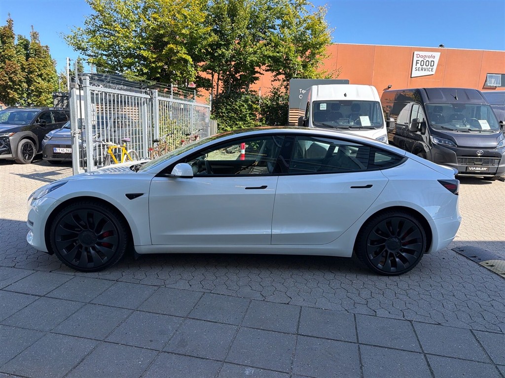 Tesla Model 3 EL Performance AWD 534HK Aut. - Image 2