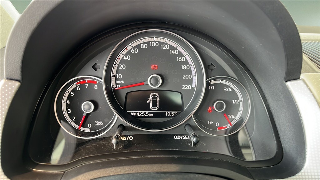 VW up 1,0 TSI BMT High 90HK 5d - Image 10