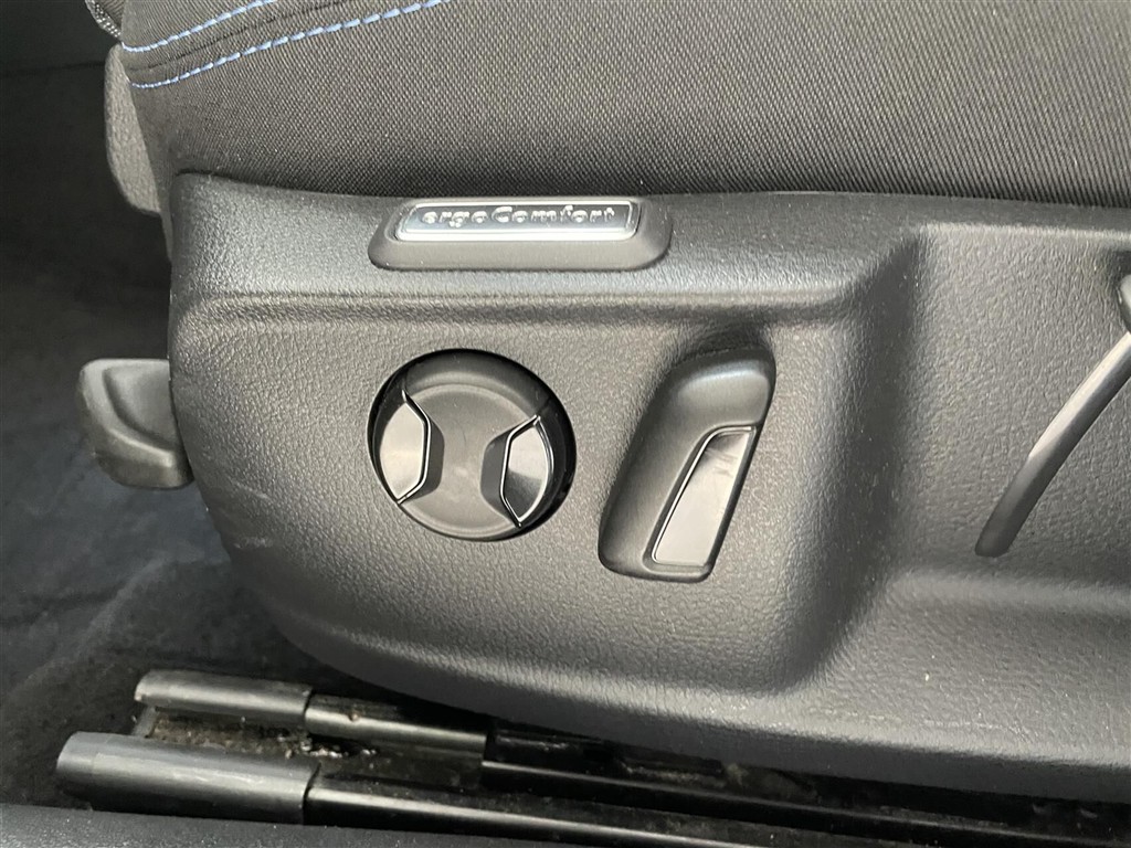VW Passat Variant 1,4 TSI Plugin-hybrid GTE HIGH DSG 218HK Stc 6g Aut. - Image 17
