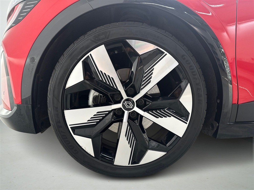 Renault Mégane E-TECH Techno 220HK 5d Aut. - Image 9