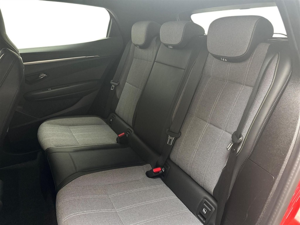 Renault Mégane E-TECH Techno 220HK 5d Aut. - Image 13