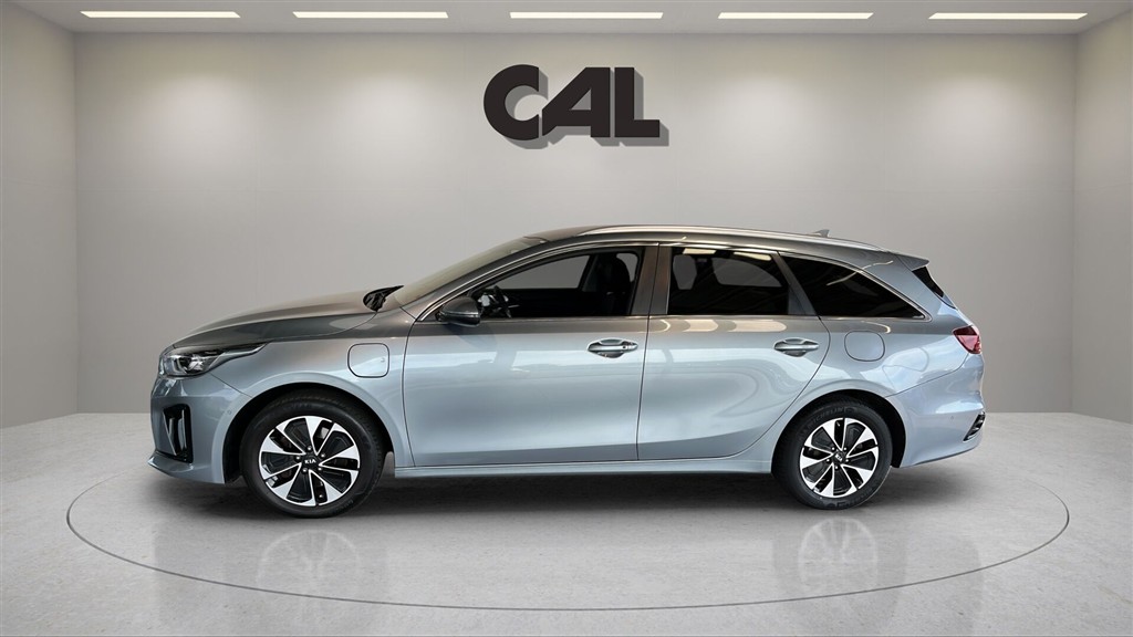 Kia Ceed SW 1,6 GDI PHEV Plugin-hybrid Upgrade m/Intro DCT 141HK Stc 6g Aut. - Image 2