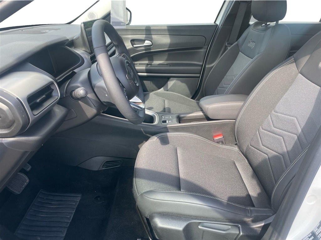 Jeep Avenger EL Altitude 156HK 5d Aut. - Image 9