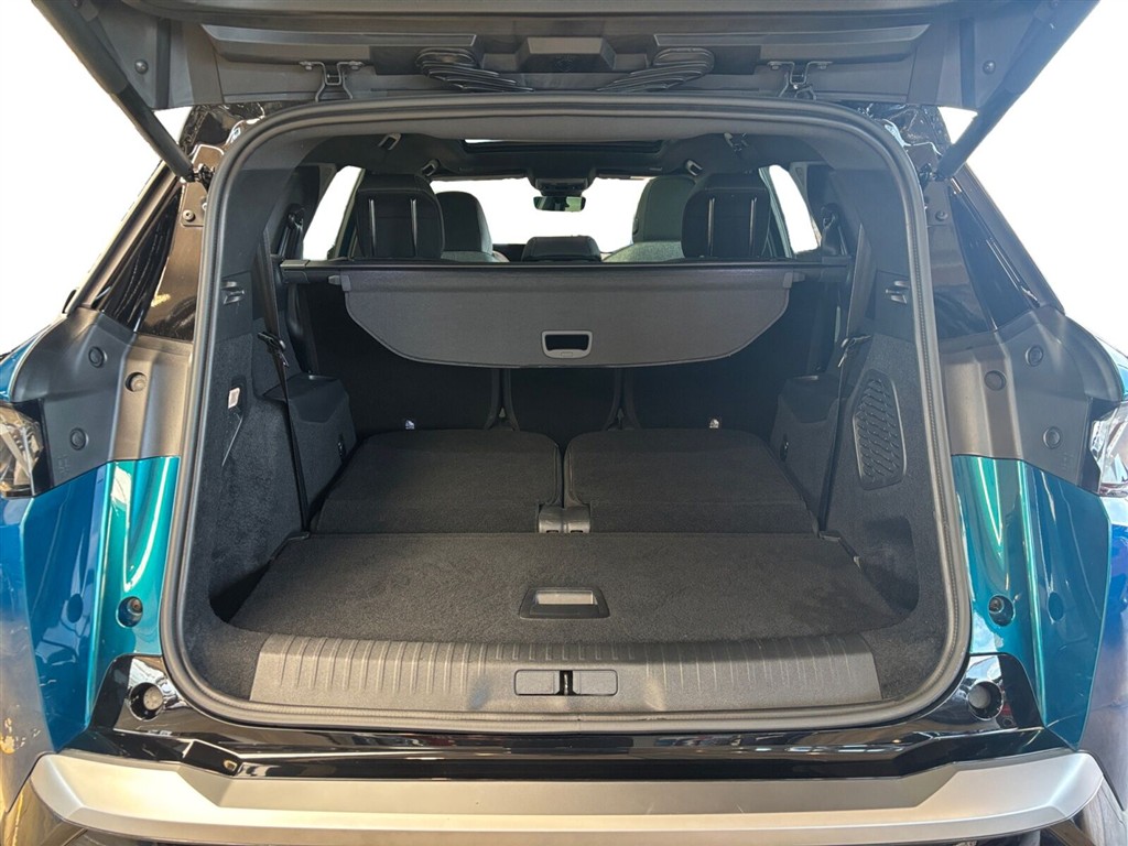 Peugeot e-5008 EL GT Pack 210HK 5d Aut. - Image 17