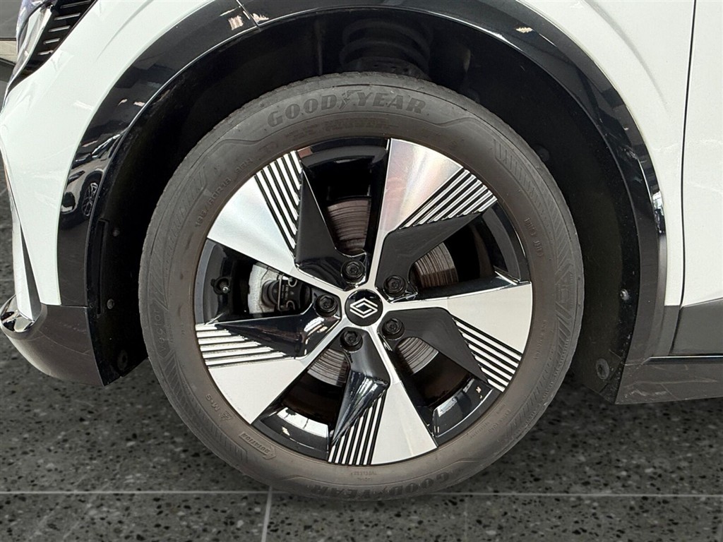 Renault Mégane E-TECH Equilibre 130HK 5d Aut. - Image 10