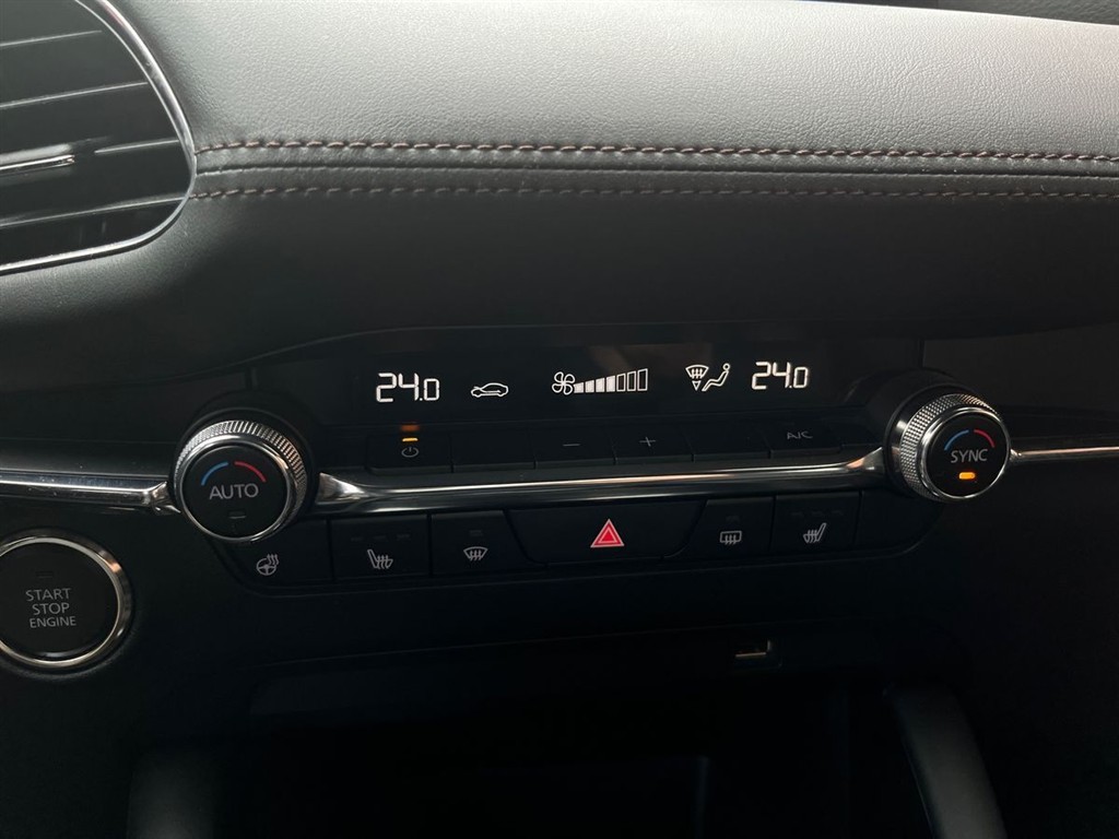 Mazda 3 2,0 Skyactiv-G Mild hybrid Cosmo 150HK 5d 6g Aut. - Image 15