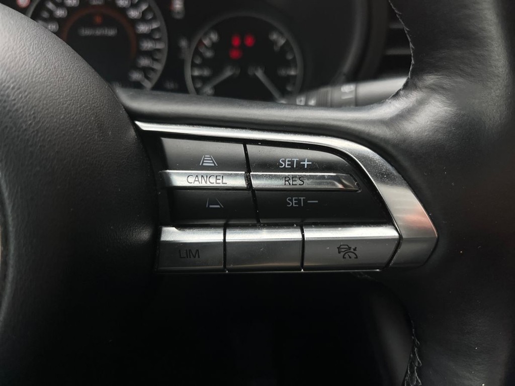 Mazda 3 2,0 Skyactiv-G Mild hybrid Cosmo 150HK 5d 6g Aut. - Image 16