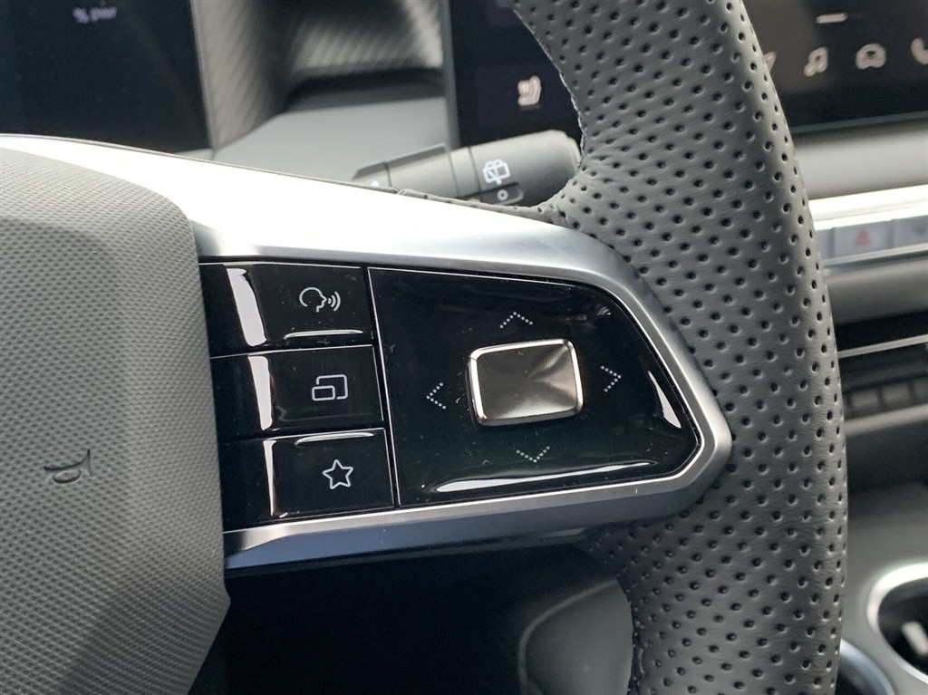 MG MGS5 Electric 64 kWh LR RWD Luxury 231HK Stc Aut. - Image 23