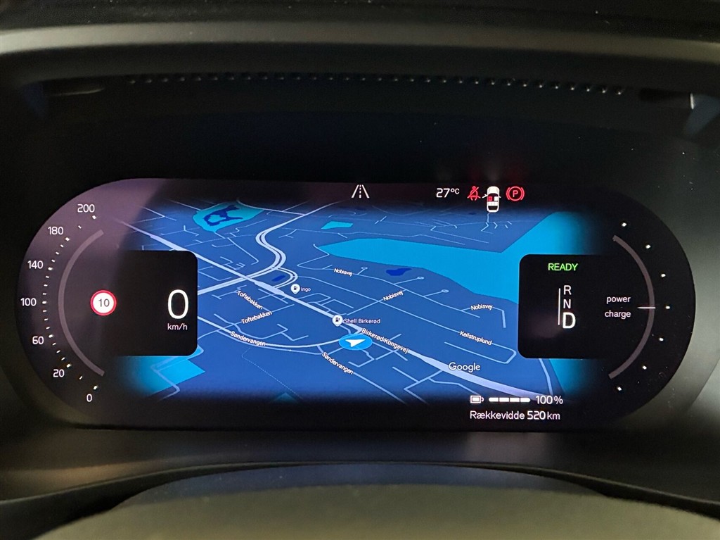 Volvo XC40 Recharge Extended Range Plus 252HK 5d Aut. - Image 8