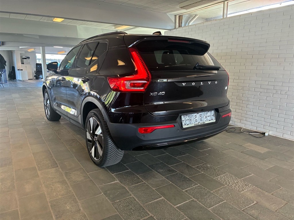 Volvo XC40 Recharge Extended Range Plus 252HK 5d Aut. - Image 2
