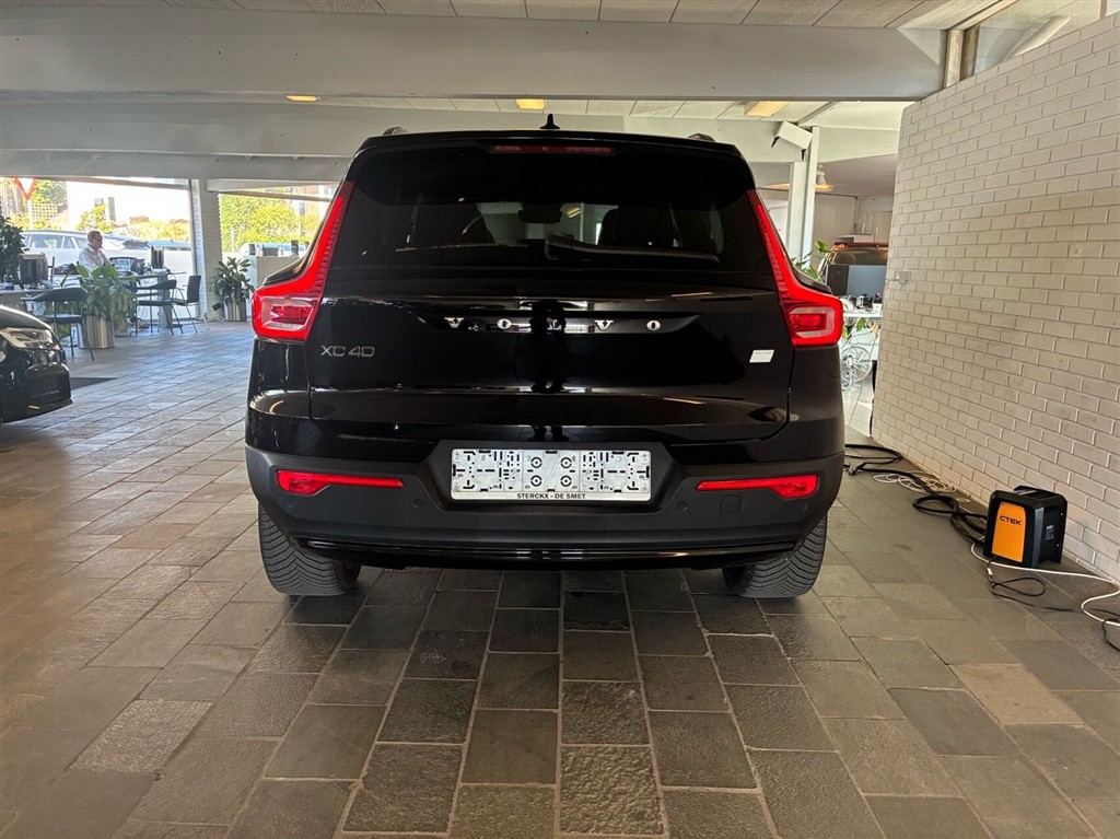 Volvo XC40 Recharge Extended Range Plus 252HK 5d Aut. - Image 5