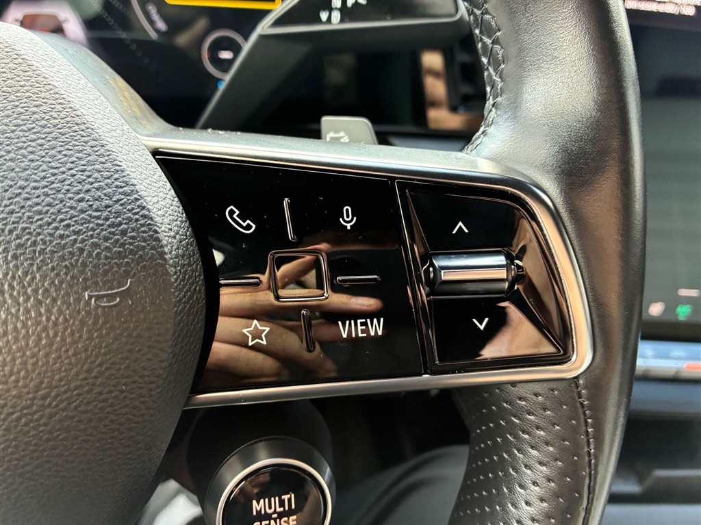 Renault Mégane E-TECH Iconic 220HK 5d Aut. - Image 15