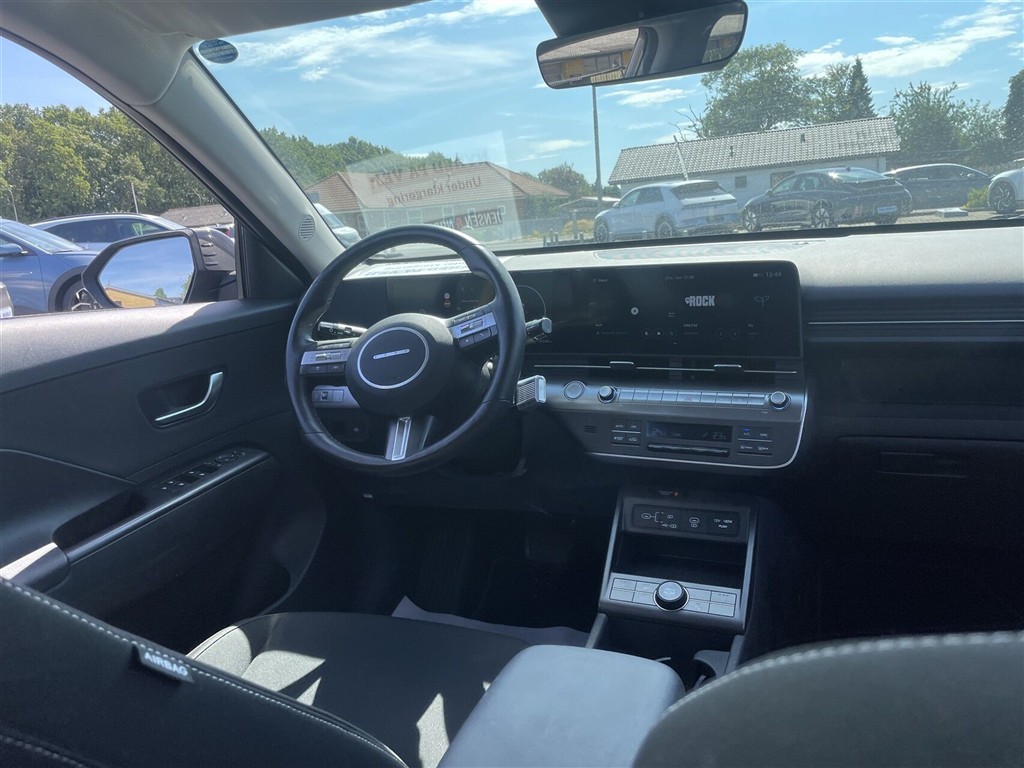 Hyundai Kona Electric 65,4 kWh Essential Long Range 217HK 5d Aut. - Image 7
