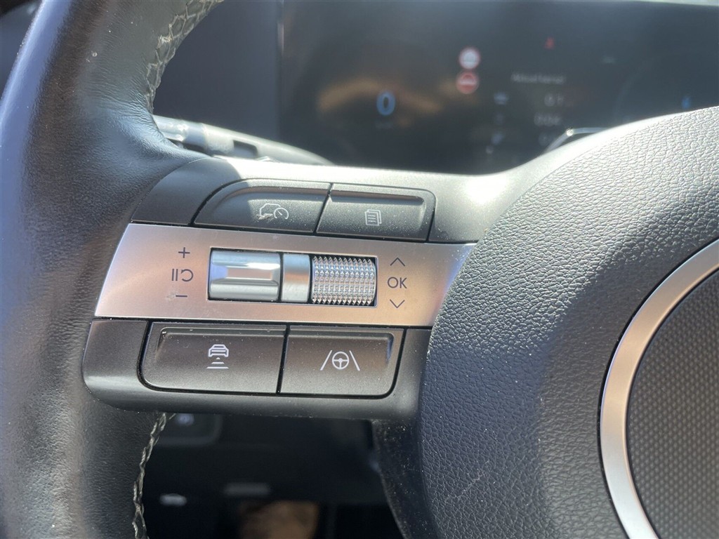 Hyundai Kona Electric 65,4 kWh Essential Long Range 217HK 5d Aut. - Image 10