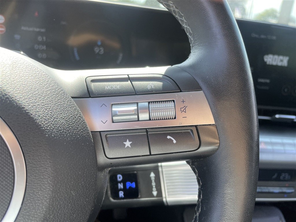 Hyundai Kona Electric 65,4 kWh Essential Long Range 217HK 5d Aut. - Image 11
