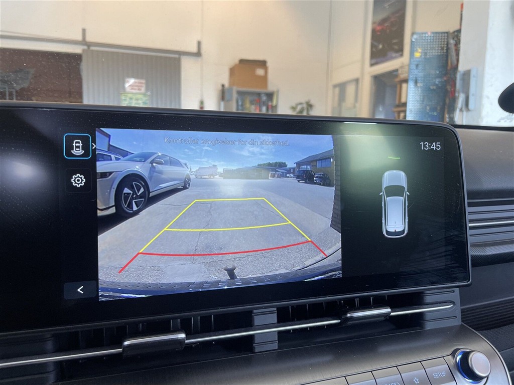 Hyundai Kona Electric 65,4 kWh Essential Long Range 217HK 5d Aut. - Image 15