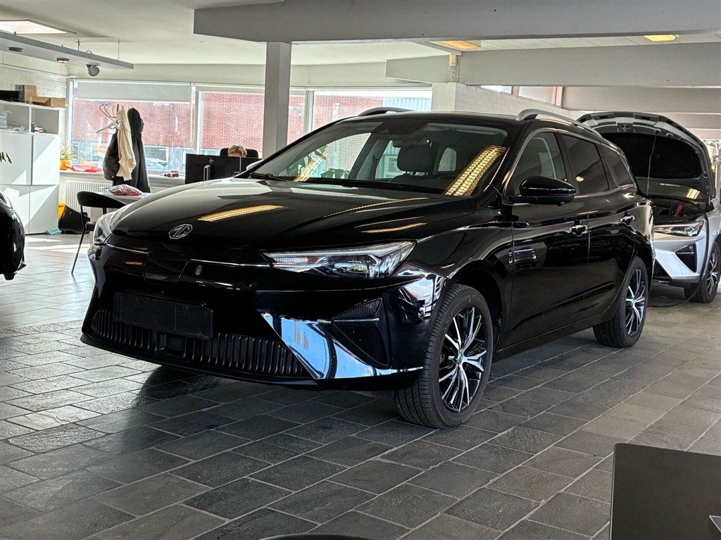 MG MG5 Electric EL Standard Range Luxury 177HK Stc Aut.