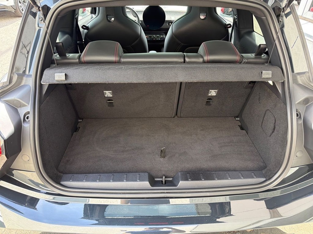 Mini Cooper SE EL JCW Trim Option Level XL 218HK 3d Aut. - Image 10