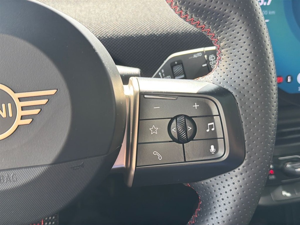 Mini Cooper SE EL JCW Trim Option Level XL 218HK 3d Aut. - Image 14