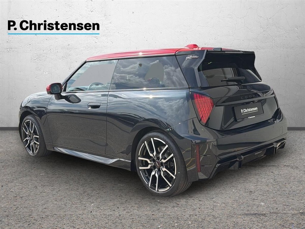 Mini Cooper SE EL JCW Trim Option Level XL 218HK 3d Aut. - Image 3