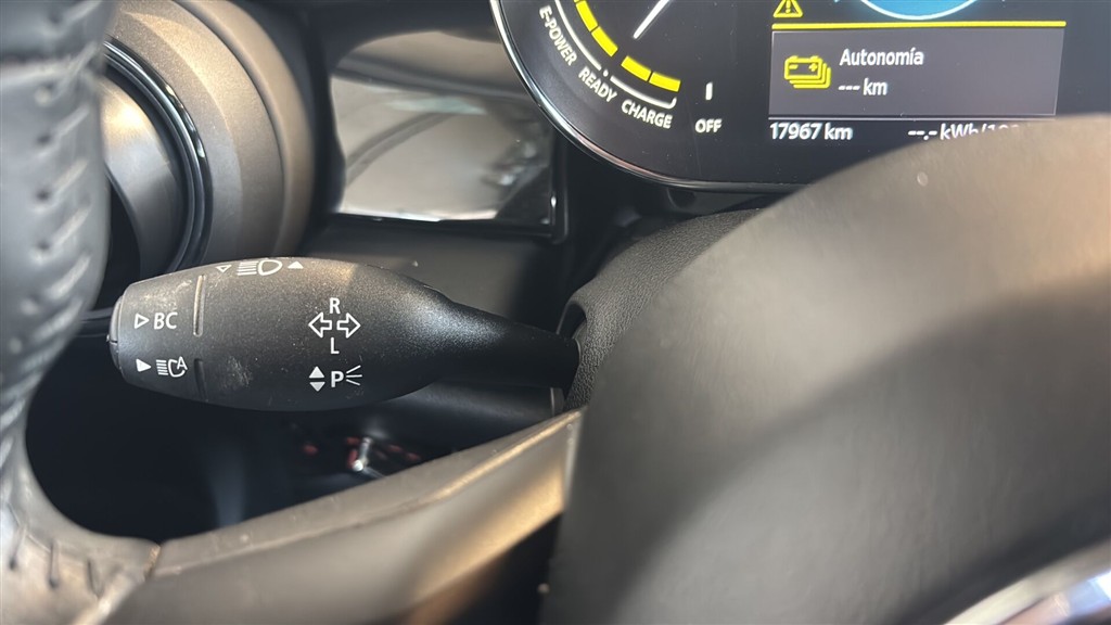 Mini Cooper SE EL Essential 184HK 3d Aut. - Image 17