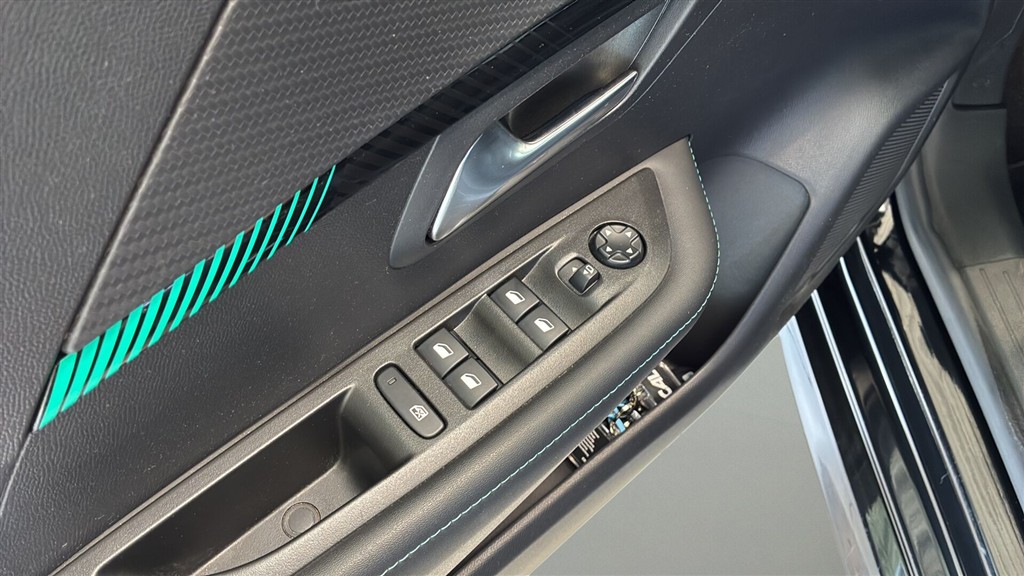 Peugeot 208 1,2 PureTech Allure Grand 100HK 5d 6g - Image 9