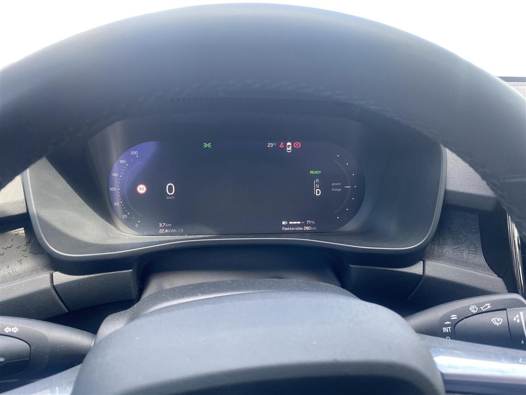Volvo C40 Recharge Extended Range Ultimate 252HK 5d Aut. - Image 17