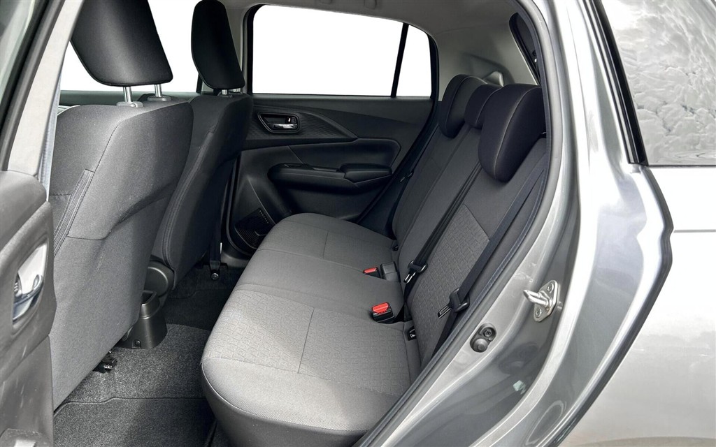 Suzuki Swift 1,2 Desire 82HK 5d - Image 10