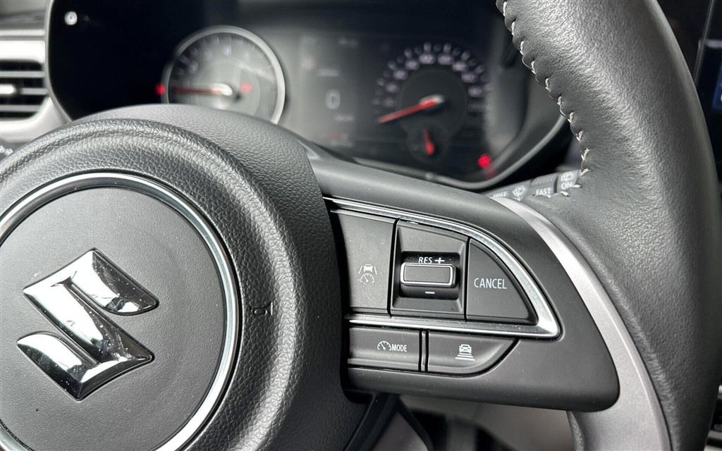 Suzuki Swift 1,2 Desire 82HK 5d - Image 16