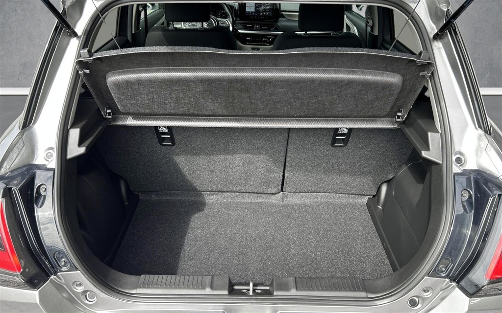 Suzuki Swift 1,2 Desire 82HK 5d - Image 19