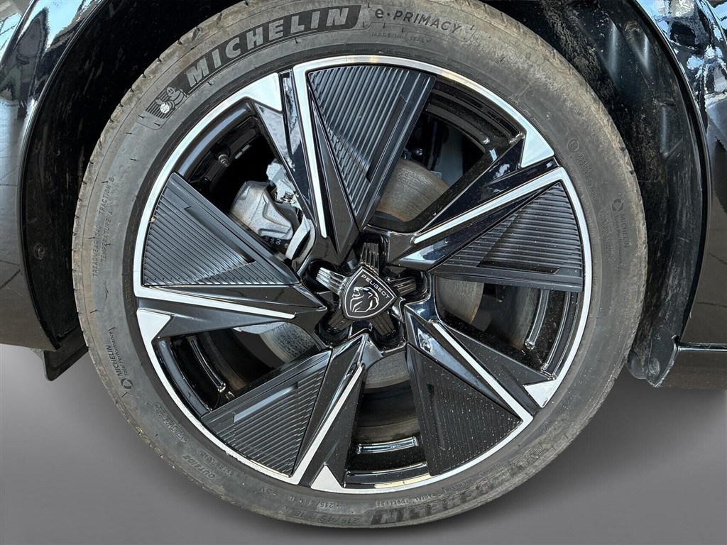 Peugeot e-308 SW EL Style 156HK Stc Aut. - Image 6