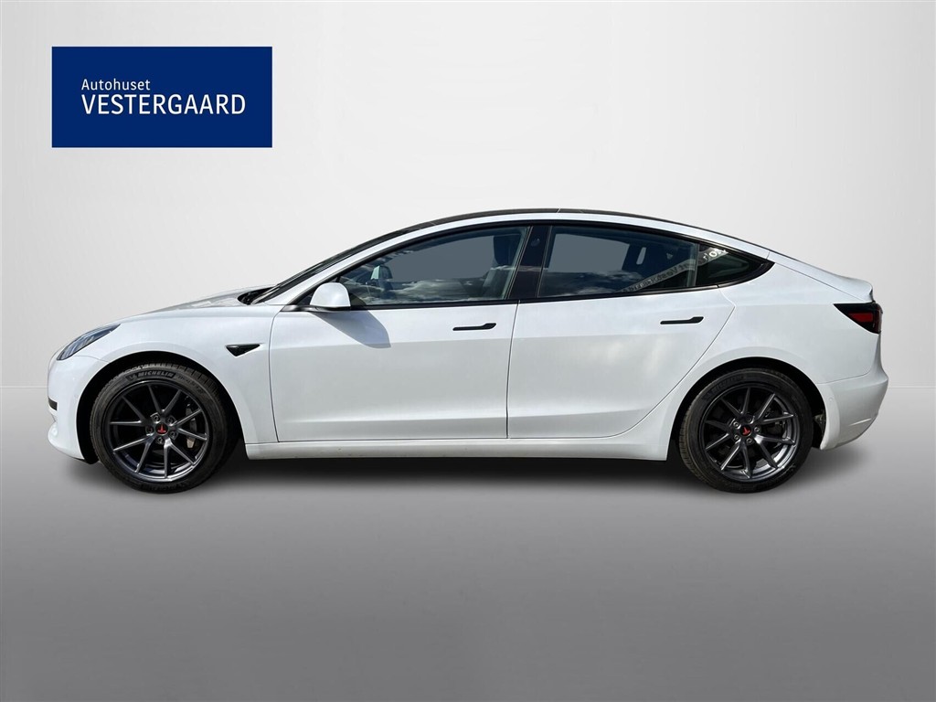 Tesla Model 3 EL Standard Range 283HK Aut. - Image 2