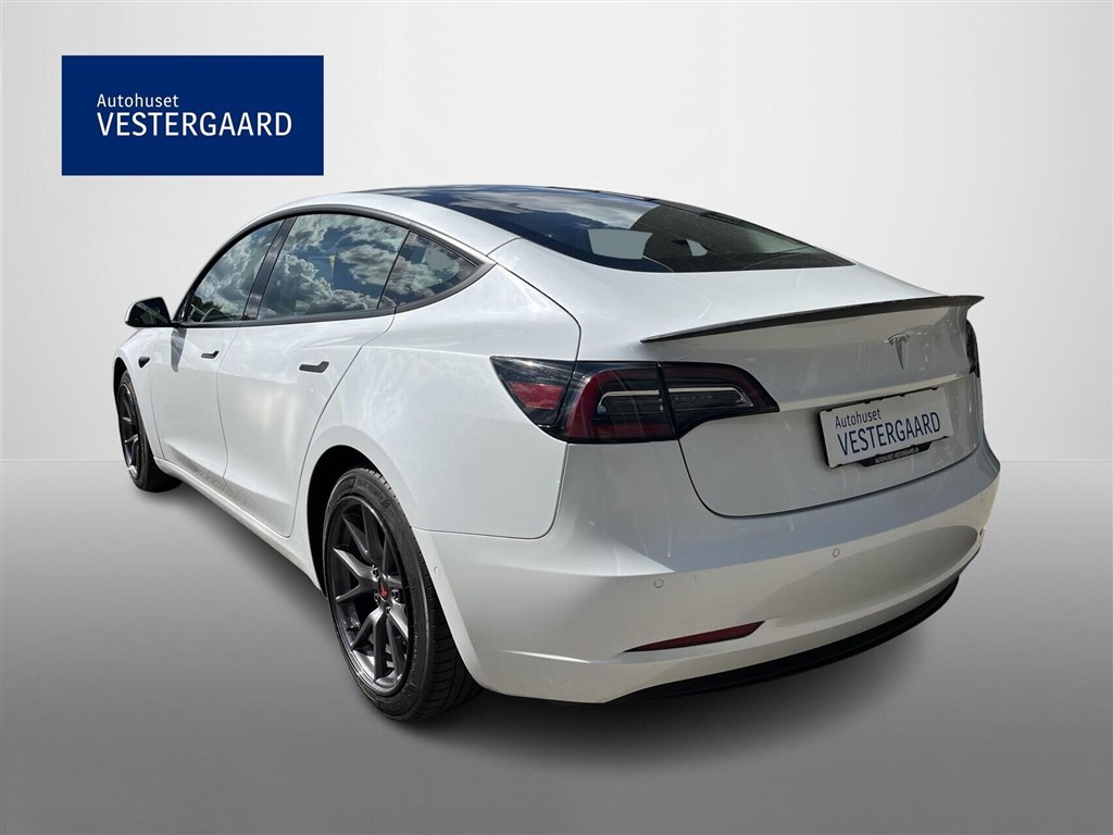 Tesla Model 3 EL Standard Range 283HK Aut. - Image 3