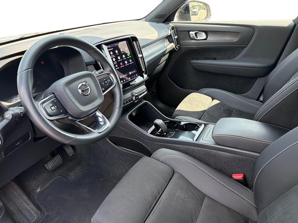 Volvo XC40 P6 Recharge Plus 231HK 5d Aut. - Image 18