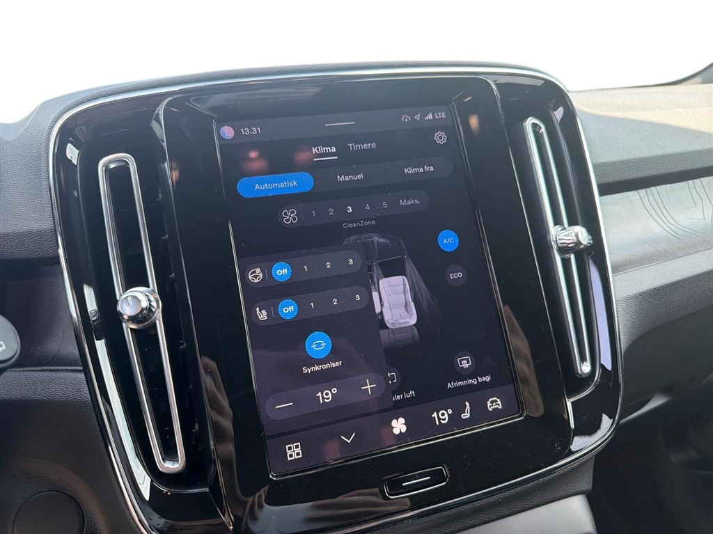 Volvo XC40 P6 Recharge Plus 231HK 5d Aut. - Image 19